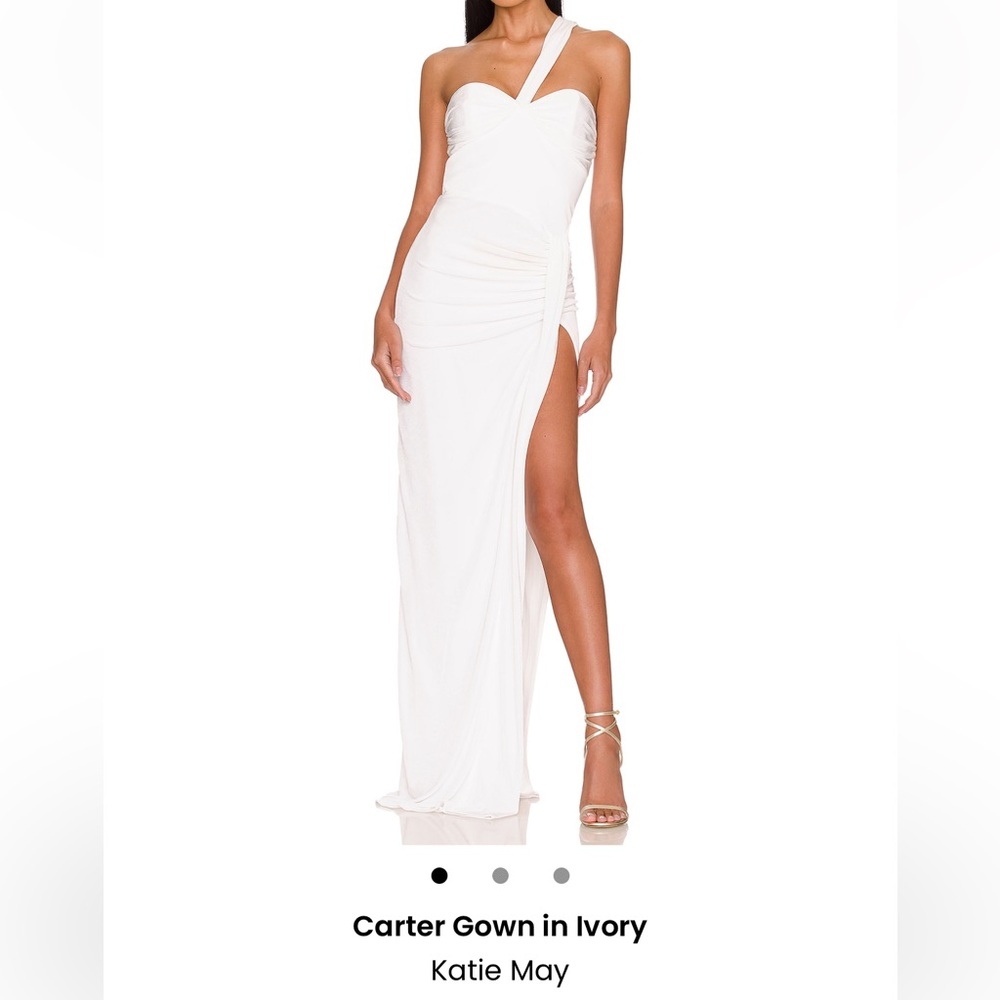 NWT Katie May Carter Gown in Ivory Size Medium